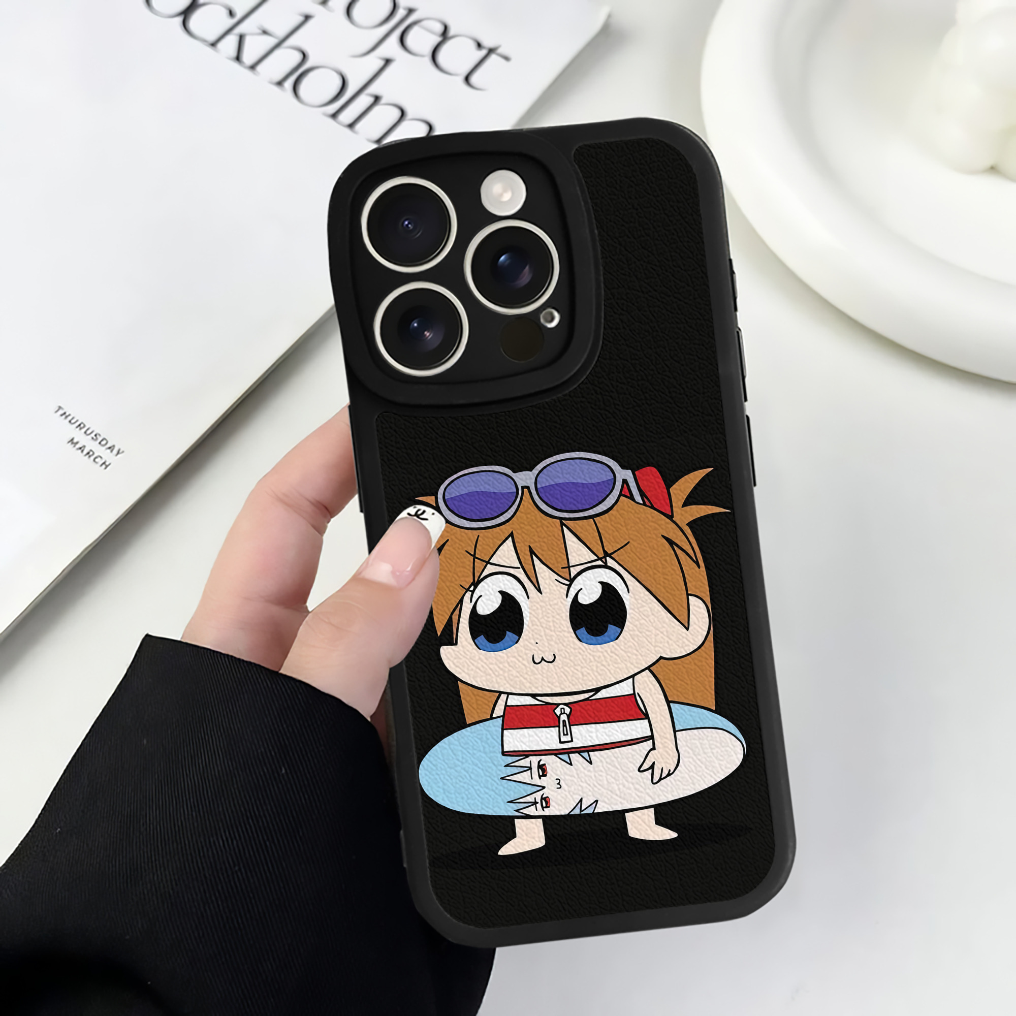 （画像用） EVA 新世紀エヴァンゲリオン 【iPhone 16シリーズ対応】シリコンスマホケース（レザー調） 材質：シリコン